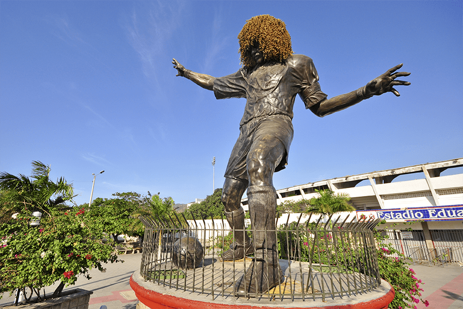 Estatua El Pibe Valderrama, Estadio Eduardo Santos
